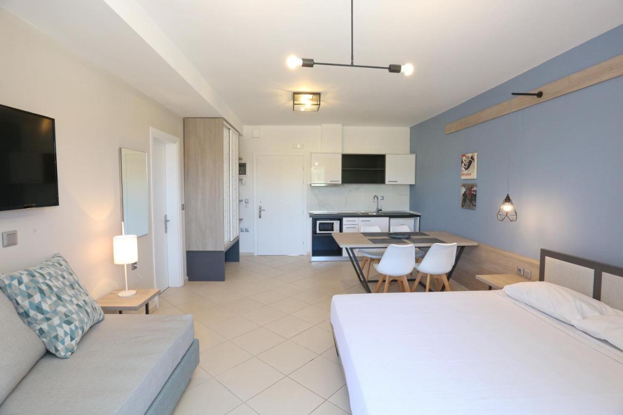 Agreste Luxury Apartments Paliouri Extérieur photo
